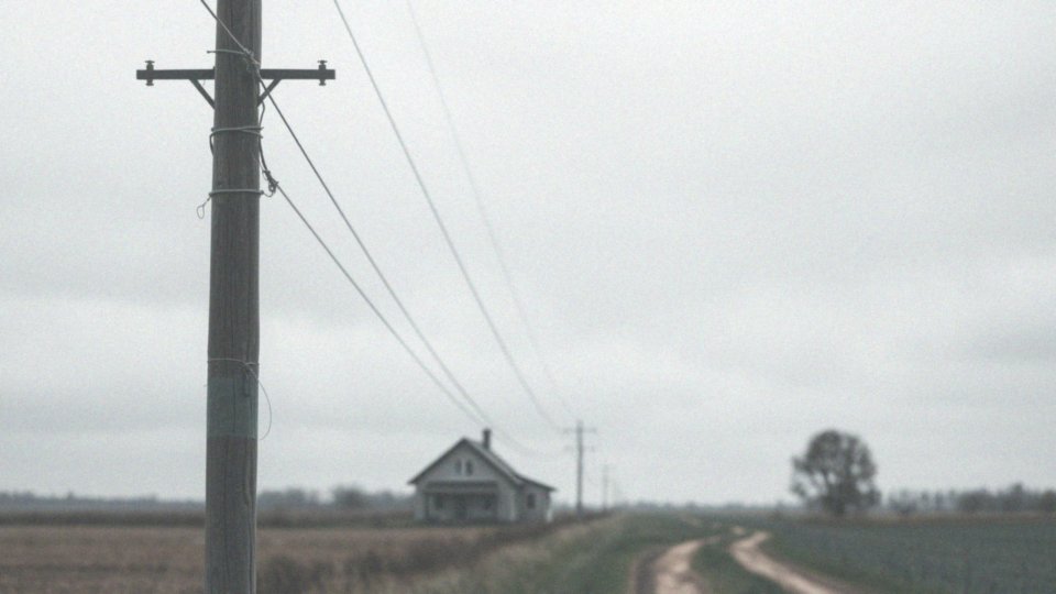 Jakie są skutki działania wyładowań atmosferycznych na instalacje elektryczne?