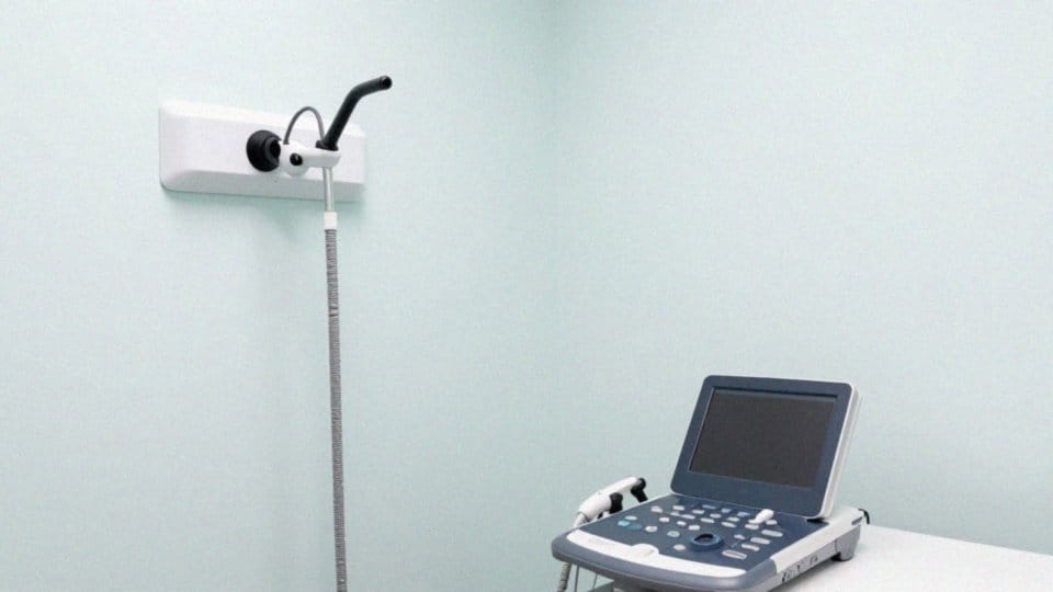 Jak diagnozuje się ropień przed nacięciem?